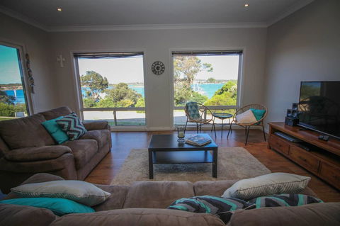 Waterfront On Osprey - Accommodation Brunswick Heads 5