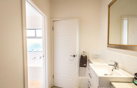 Middle River Beach House - East & West House - Accommodation Brunswick Heads 16