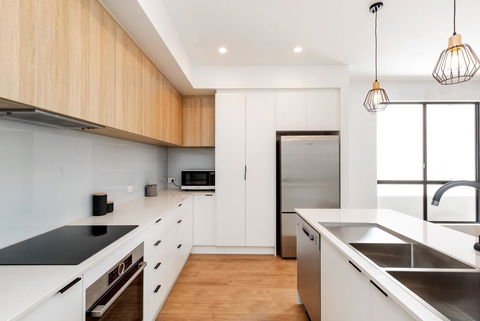 Brand New Affordable Luxury 3 Bedroom 3 Bathrooms House Close To Adelaide City, Chinatown, Beach, Adelaide Airport - Accommodation Brunswick Heads 7