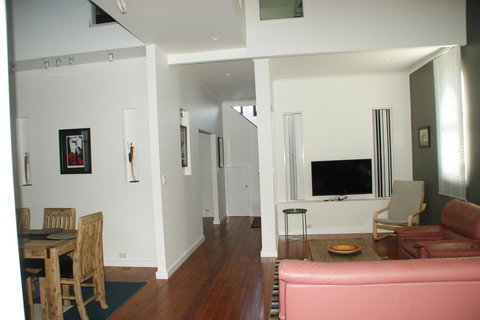 Cloisters Of Kalangadoo - Accommodation Brunswick Heads 30
