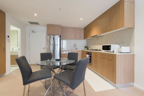 Ther-Rich 2Brm CBD Apartment - Accommodation Brunswick Heads 13