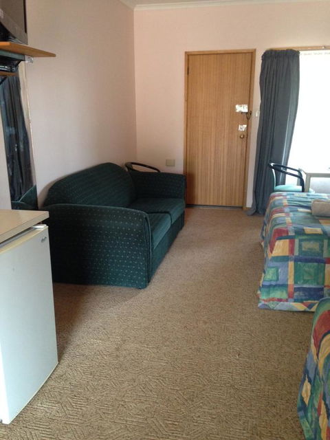 Wudinna Gawler Ranges Motel And Caravan Park - Accommodation Brunswick Heads 7