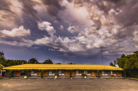 Country Roads Motor Inn Naracoorte - Accommodation Brunswick Heads 40