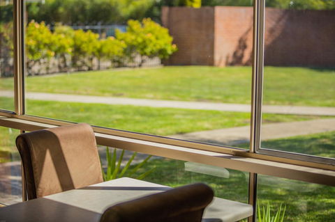 Country Roads Motor Inn Naracoorte - Accommodation Brunswick Heads 17