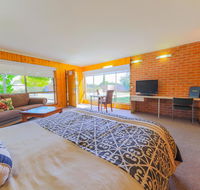 Country Roads Motor Inn Naracoorte - Accommodation Brunswick Heads