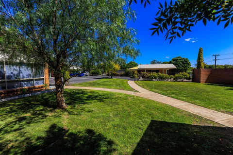 Country Roads Motor Inn Naracoorte - Accommodation Brunswick Heads 39