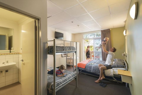 YHA Adelaide Central - Accommodation Brunswick Heads 37