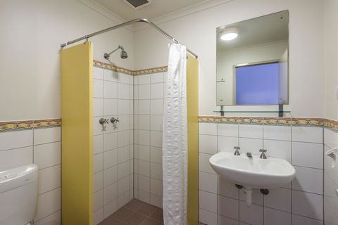 YHA Adelaide Central - Accommodation Brunswick Heads 40