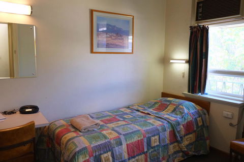 Berri Hotel - Accommodation Brunswick Heads 25