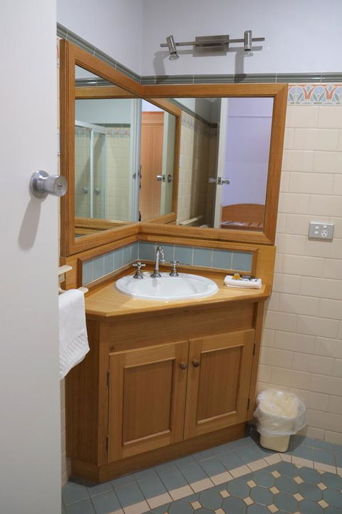 Berri Hotel - Accommodation Brunswick Heads 30