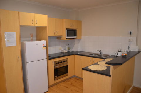 ADELAIDE CENTRAL APARTMENT - 3BR, 2BATH & CARPARK - Accommodation Brunswick Heads 6