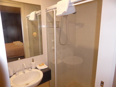ADELAIDE CENTRAL APARTMENT - 3BR, 2BATH & CARPARK - Accommodation Brunswick Heads 14
