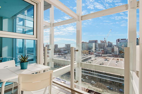 Stylish And Comfortable, Views Over Gouger St! - Accommodation Brunswick Heads 1