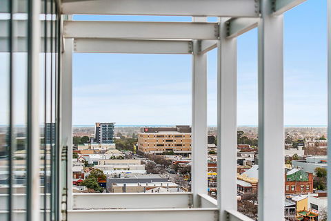 Stylish And Comfortable, Views Over Gouger St! - Accommodation Brunswick Heads 13
