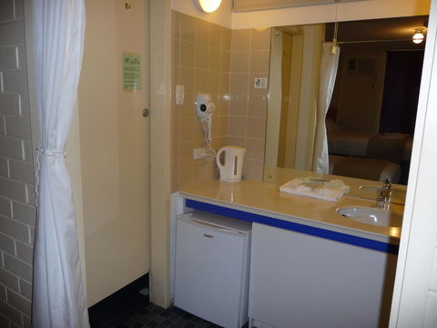 The Wine Vine Hotel - Accommodation Brunswick Heads 1