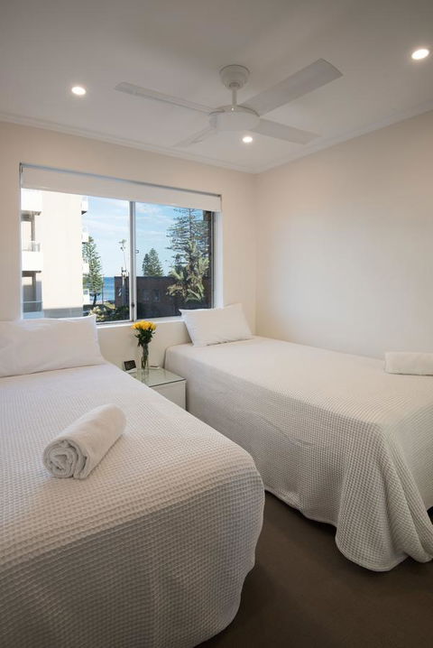 Stylish 3 Bedroom Beachview Apartment - Accommodation Brunswick Heads 11
