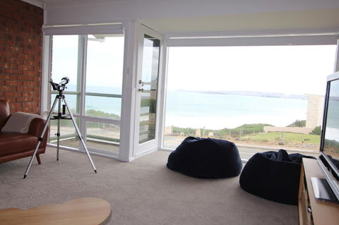 Southern Sands\' Beachfront Apartment - Accommodation Brunswick Heads 2