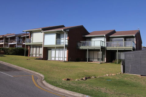 Southern Sands\' Beachfront Apartment - Accommodation Brunswick Heads 1