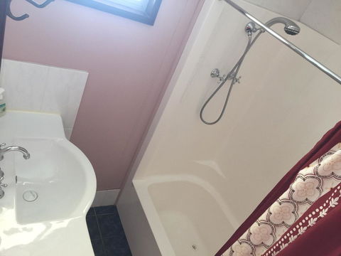 Clare Valley Cabins - Accommodation Brunswick Heads 19