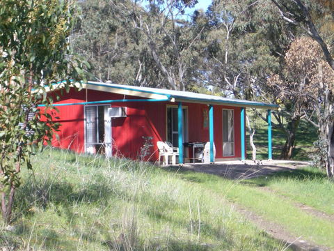 Clare Valley Cabins - Accommodation Brunswick Heads 7