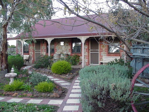 Langmeil Cottages - Accommodation Brunswick Heads 10