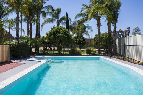 Renmark Motor Inn - Accommodation Brunswick Heads 1