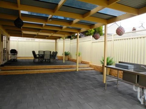 Armadale House - Kingscote - Accommodation Brunswick Heads 6