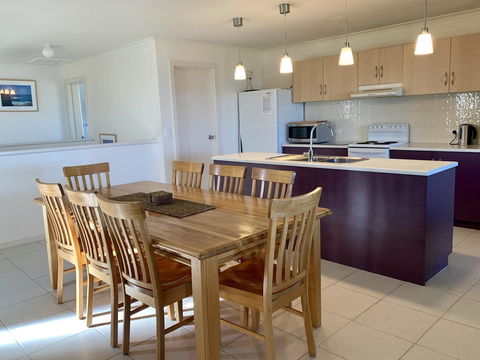 Bayview Beach House Apartment No 1 - Accommodation Brunswick Heads 0