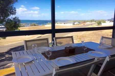 Bayview Beach House Apartment No 1 - Accommodation Brunswick Heads 1