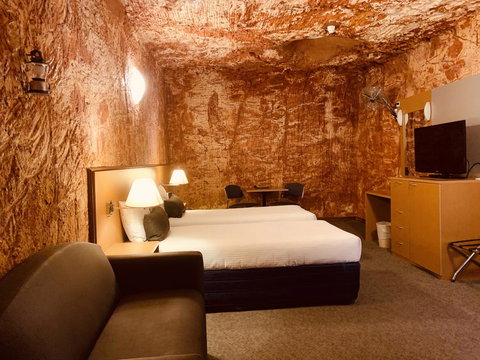 Desert Cave Hotel - Accommodation Brunswick Heads 16