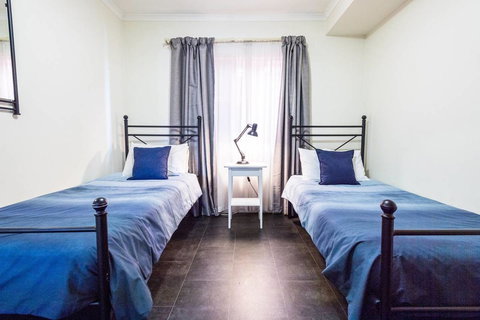 Executive 3 Bedroom Apartment + Internet + Parking - Accommodation Brunswick Heads 8