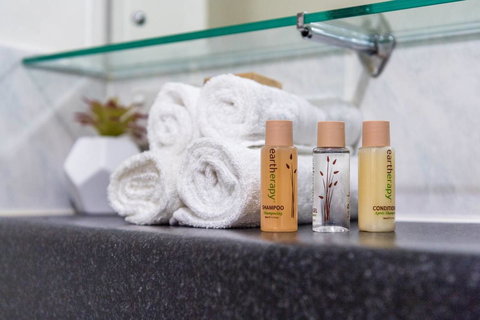 Executive 3 Bedroom Apartment + Internet + Parking - Accommodation Brunswick Heads 11