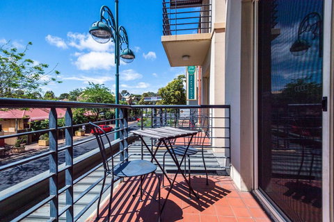 Executive 3 Bedroom Apartment + Internet + Parking - Accommodation Brunswick Heads 6