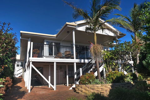 The Whitehouse - Accommodation Brunswick Heads 0