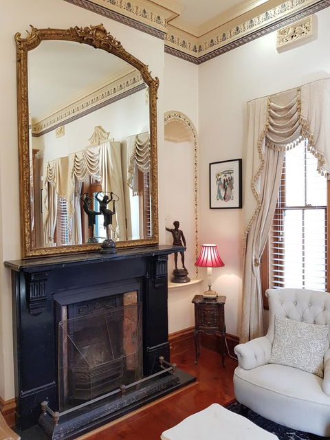 Grand Bluestone Mansion - Accommodation Brunswick Heads 5