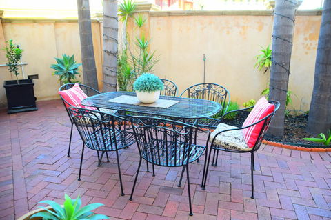 Grand Bluestone Mansion - Accommodation Brunswick Heads 17