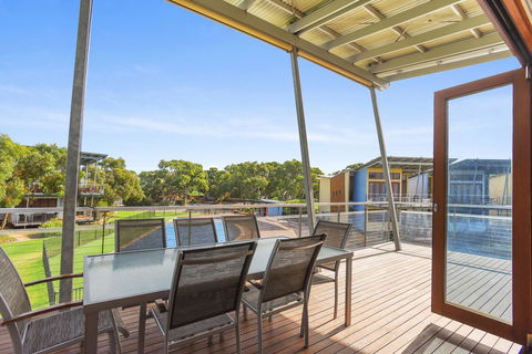 Villa 53 South Shores - Normanville S14 - Accommodation Brunswick Heads 4