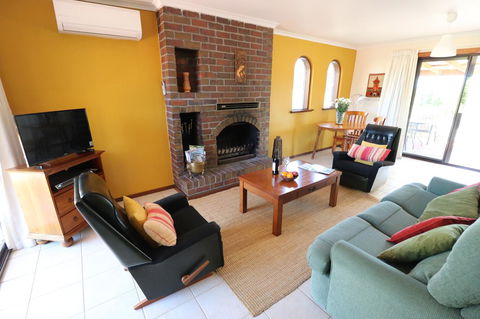 Linger Longer Vineyard - Accommodation Brunswick Heads 2