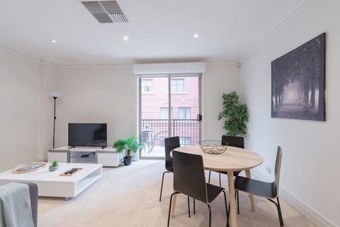 One Bedroom In Adelaideâ€™s East End FREE WIFI*Netflix*Parking - Accommodation Brunswick Heads 8
