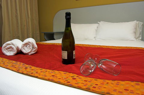 Victoria Hotel Strathalbyn - Accommodation Brunswick Heads 0
