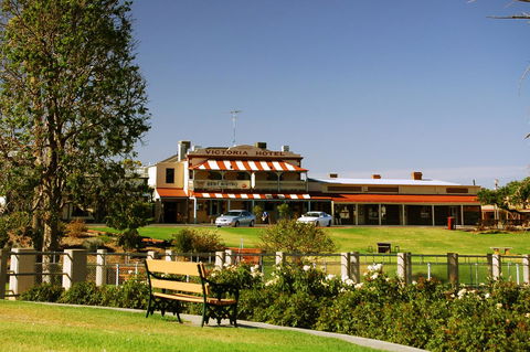 Victoria Hotel Strathalbyn - Accommodation Brunswick Heads 11