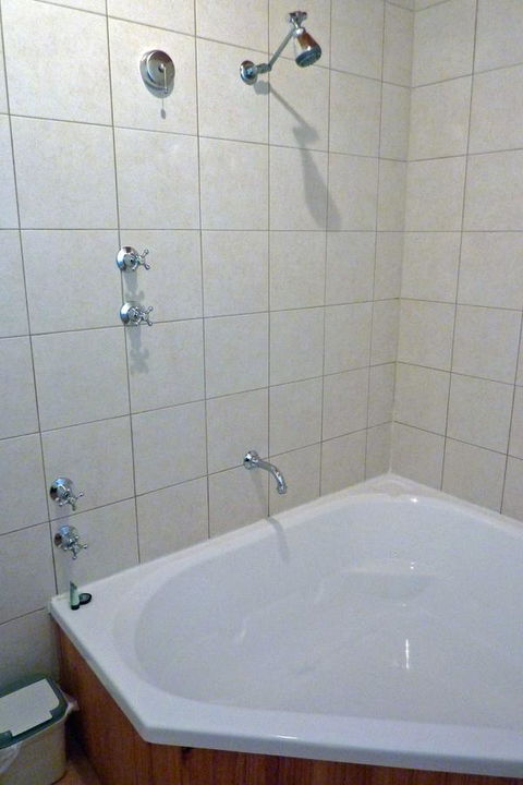 Coonawarra Place Motor Inn - Accommodation Brunswick Heads 10