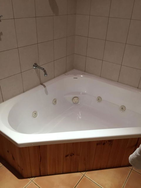 Coonawarra Place Motor Inn - Accommodation Brunswick Heads 15