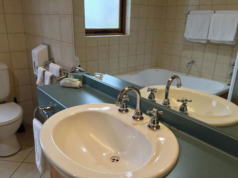 Coonawarra Place Motor Inn - Accommodation Brunswick Heads 44