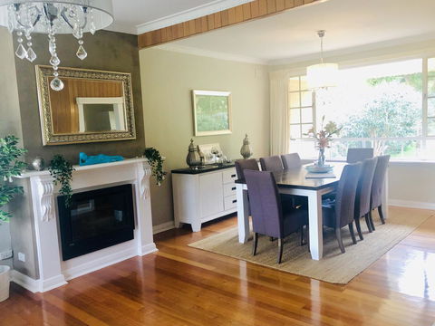 Stunning House With Beautiful Entertainment Area!! - Accommodation Brunswick Heads 4