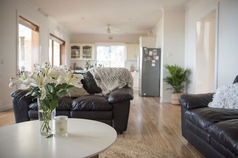 Port Lincoln Seaside Home - Accommodation Brunswick Heads 4