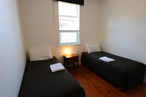 Glenelg Holiday Apartments-Ellis - Accommodation Brunswick Heads 9