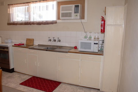 Kimba Units - Accommodation Brunswick Heads 5