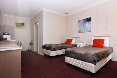 Motel Poinsettia - Accommodation Brunswick Heads 5