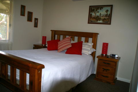 The Hakeas - Accommodation Brunswick Heads 2